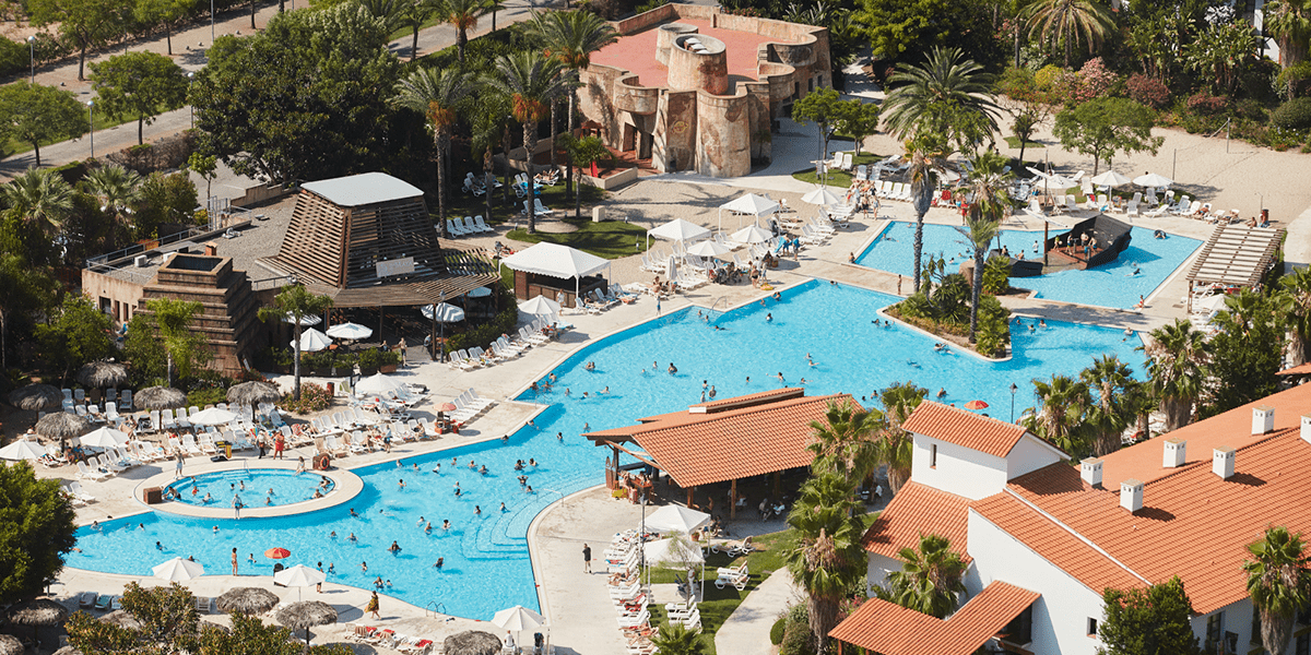 Grupo de gente en Hotel El Paso Tarragona