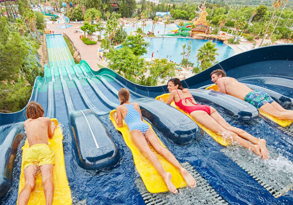 Niños en Caribe Aquatic Park