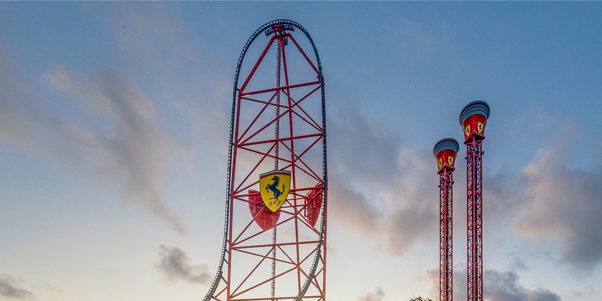 Montaña rusa Red Force en Ferrari Land