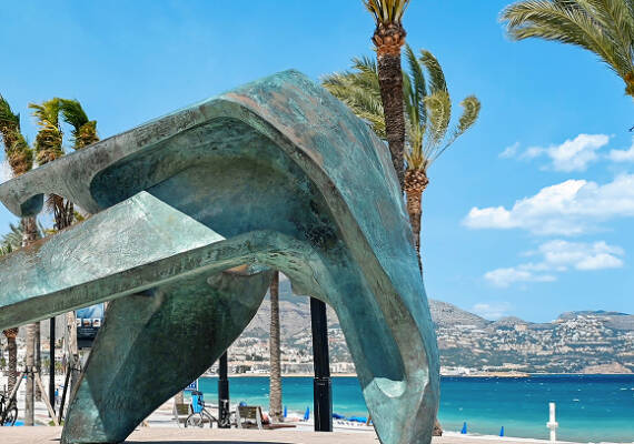 Escultura de la Playa de Llevant