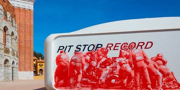 Pit Stop Record Ferrari Land 